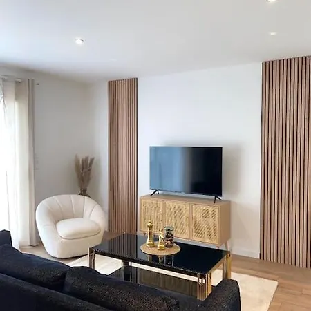 Contemporaine Villa *